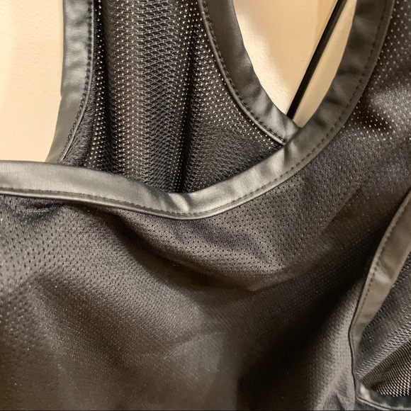 NBA Brooklyn Nets Basketball Jersey Women’s - Picture 4 of 5